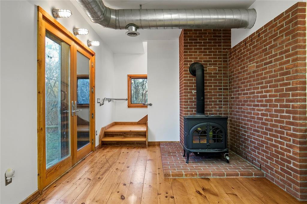 Single Family Isabella Beach Suffolk County, NY 06390, MLS-843944-35