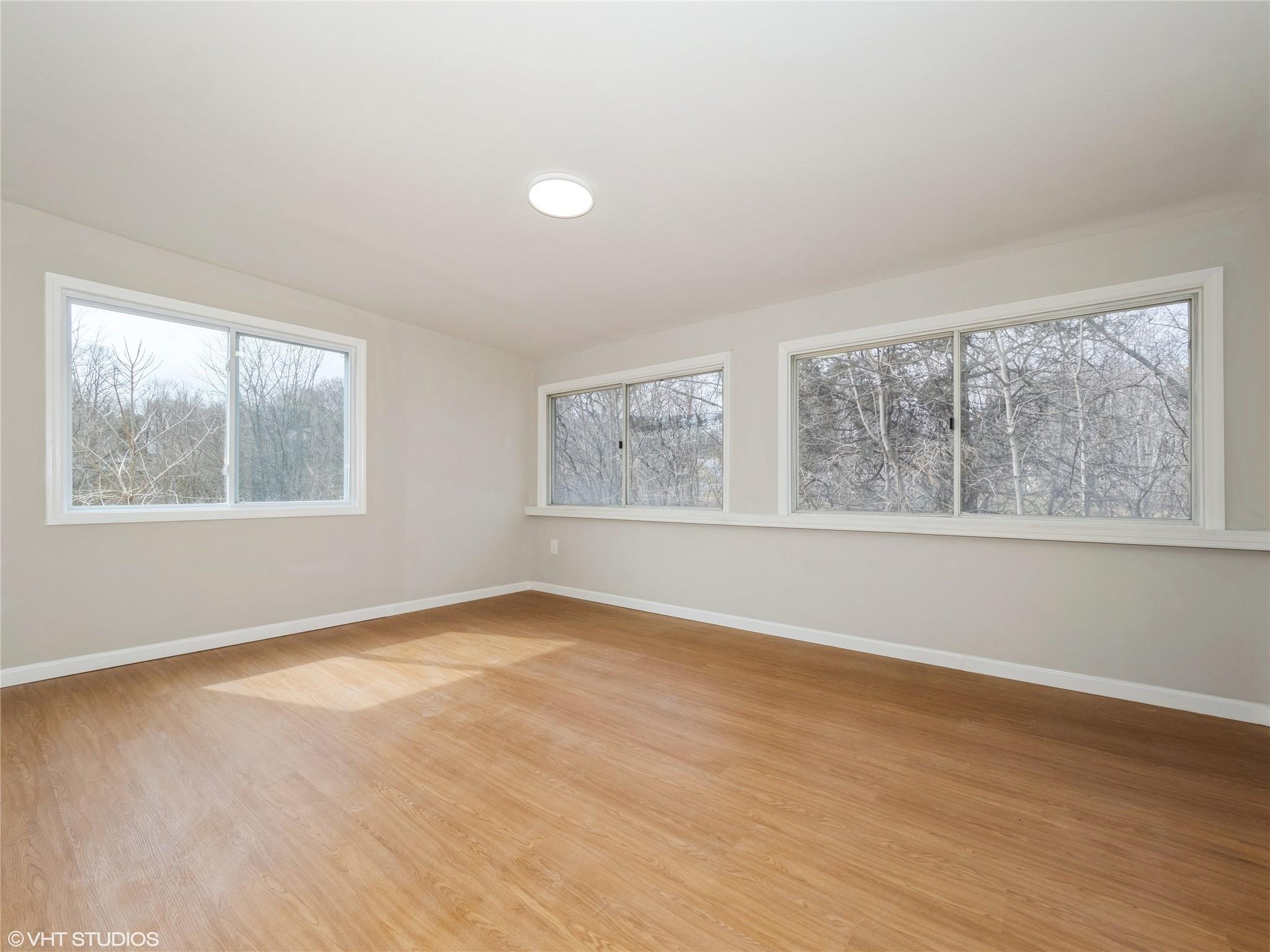 Single Family Albertson  Ulster County, NY 12542, MLS-843952-12