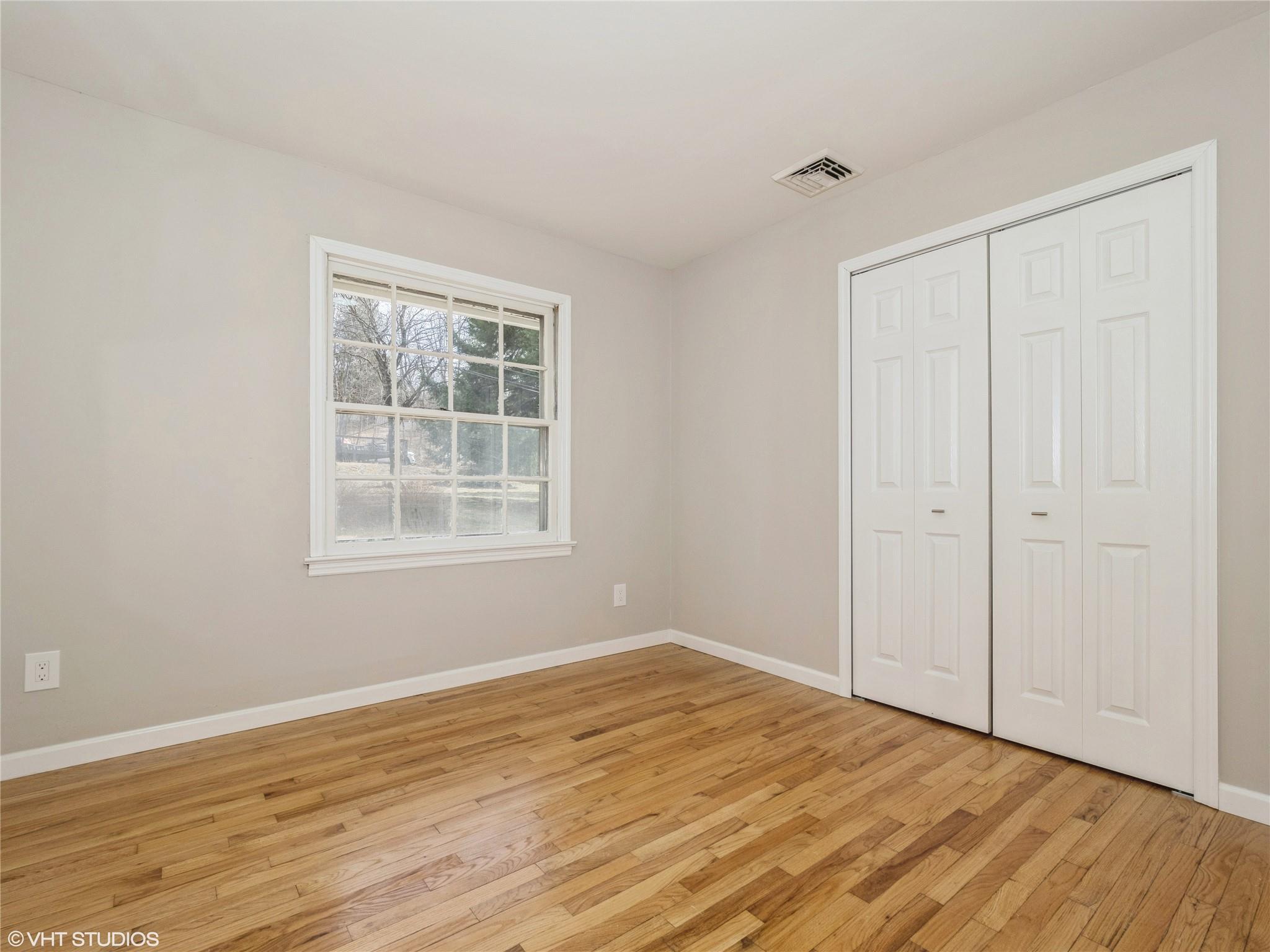 Single Family Albertson  Ulster County, NY 12542, MLS-843952-14