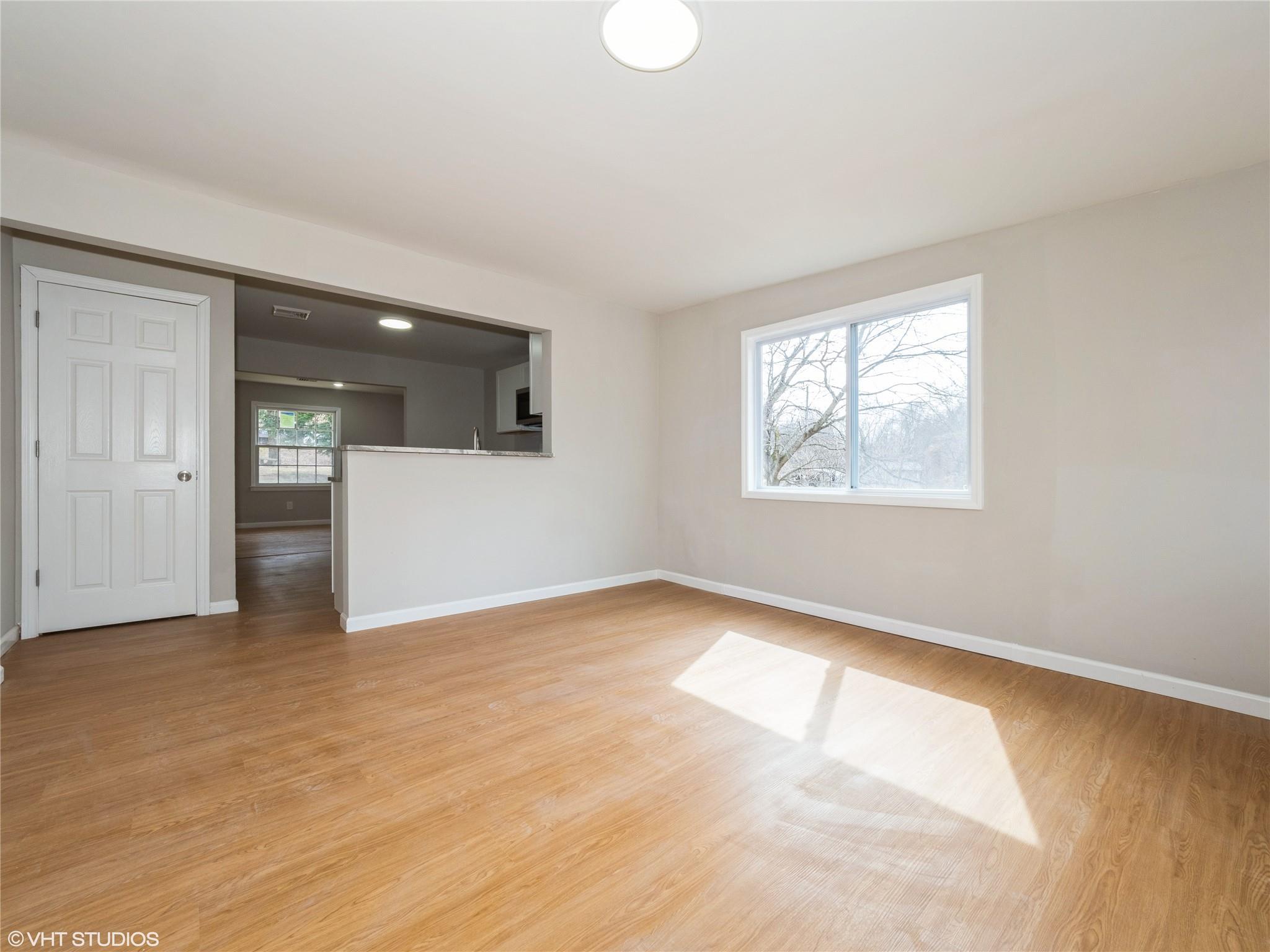 Single Family Albertson  Ulster County, NY 12542, MLS-843952-17