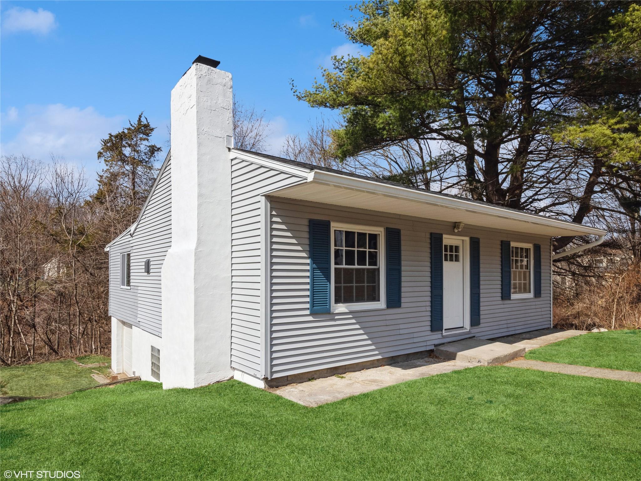 Single Family Albertson  Ulster County, NY 12542, MLS-843952-4