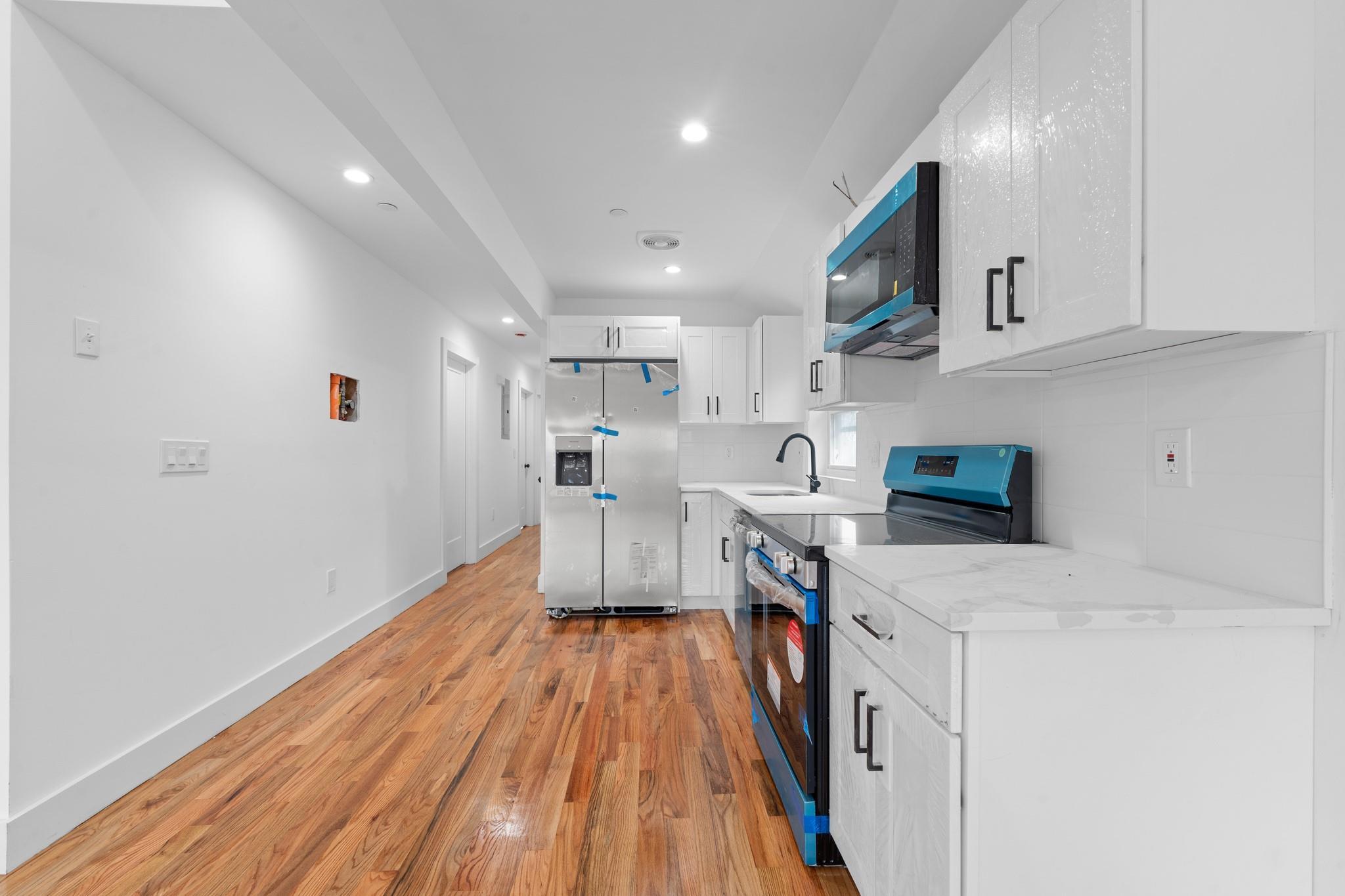 Single Family Hessler  Queens, NY 11692, MLS-843954-3