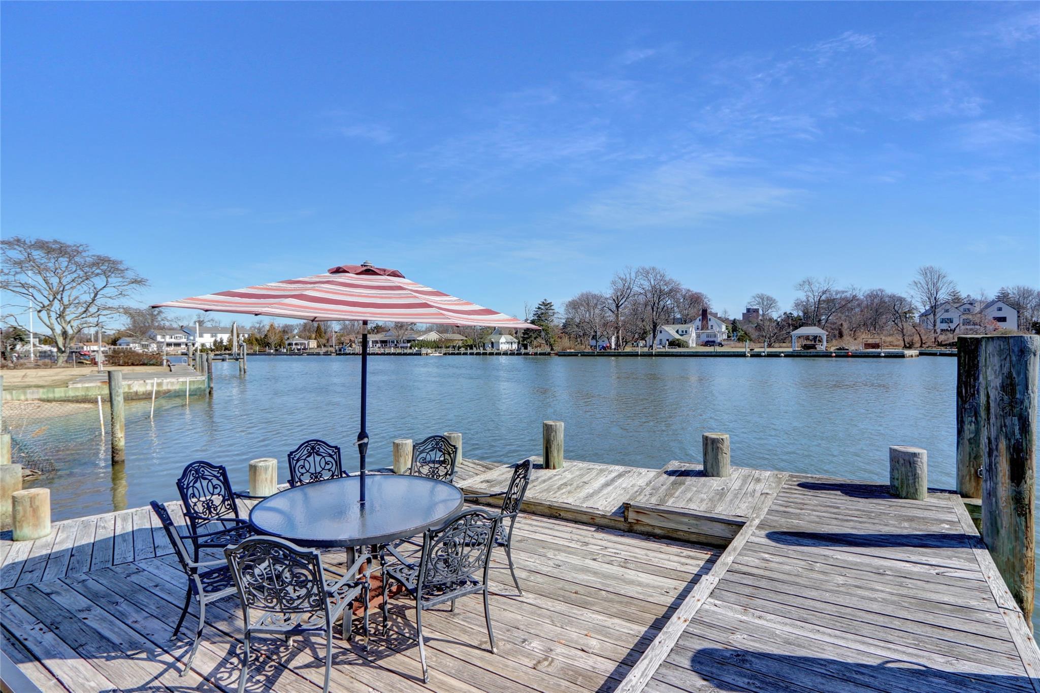 Single Family Willetts  Suffolk County, NY 11795, MLS-843977-35