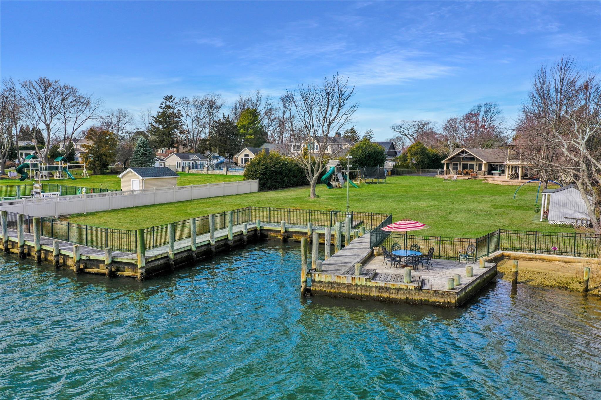 Single Family Willetts  Suffolk County, NY 11795, MLS-843977-41