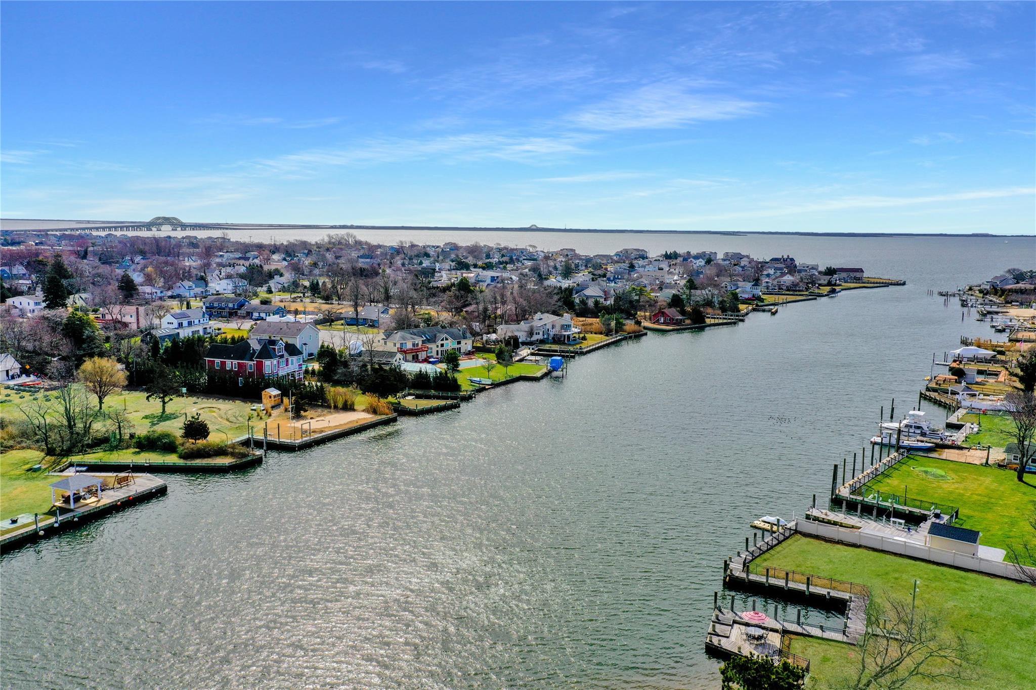 Single Family Willetts  Suffolk County, NY 11795, MLS-843977-44