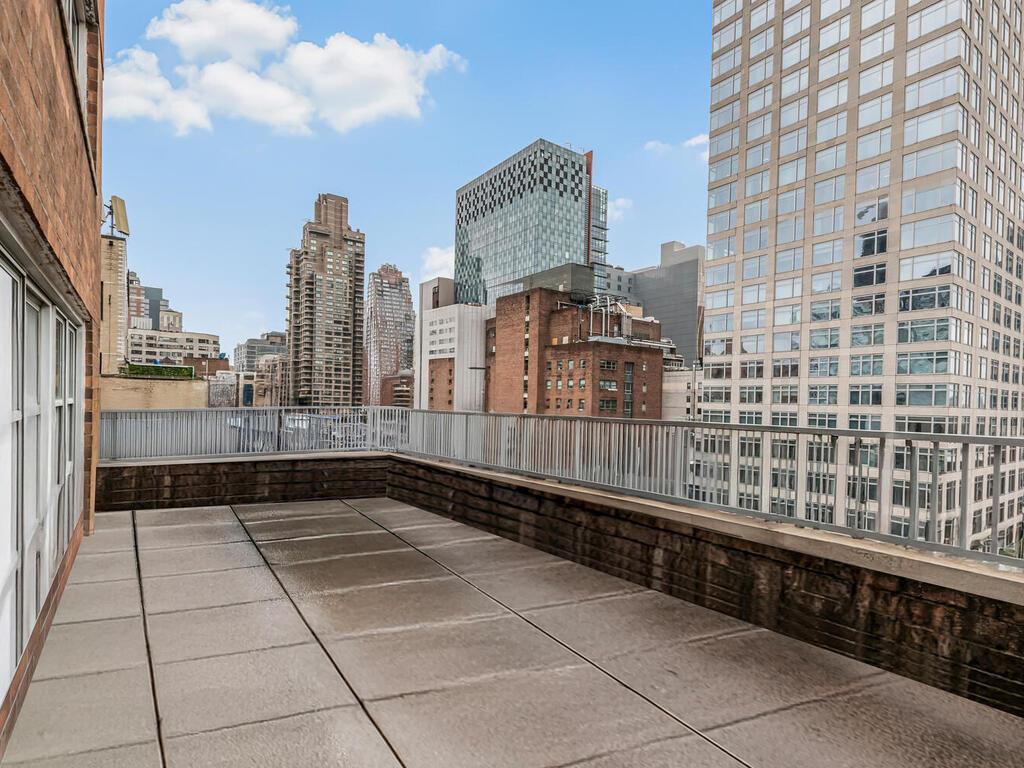 Coop 66th  Manhattan, NY 10065, MLS-844000-10