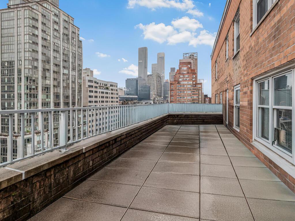 Coop 66th  Manhattan, NY 10065, MLS-844000-9