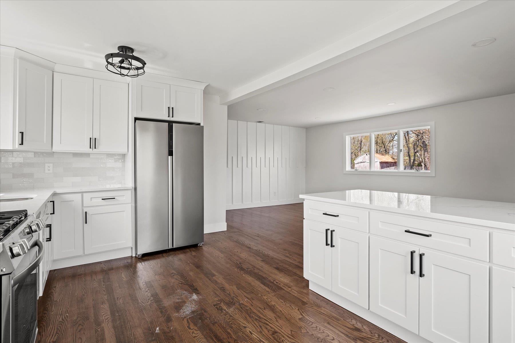 Single Family Gettysburg  Suffolk County, NY 11741, MLS-844019-11