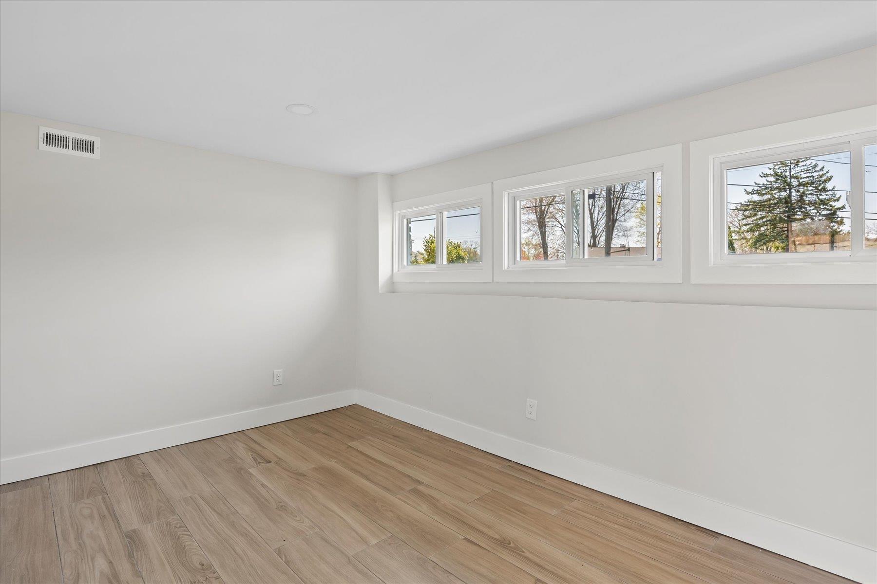 Single Family Gettysburg  Suffolk County, NY 11741, MLS-844019-18
