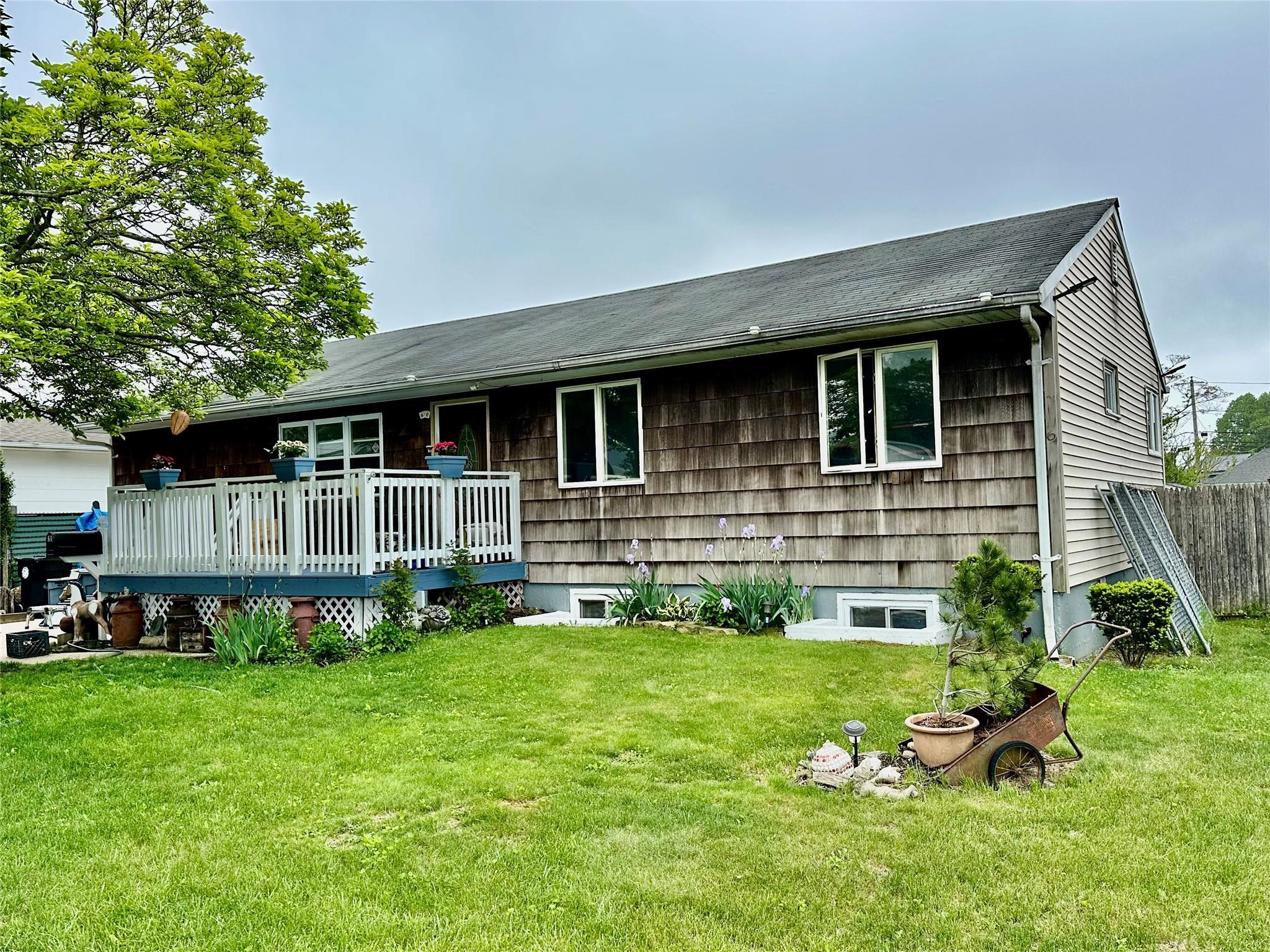 Single Family Danbury  Suffolk County, NY 11706, MLS-844022-2
