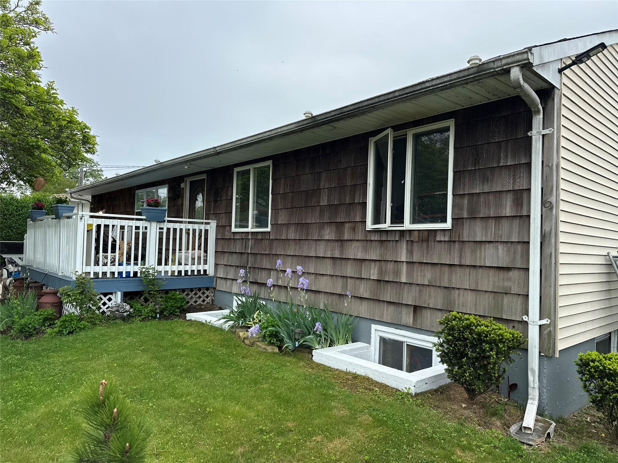 Single Family Danbury  Suffolk County, NY 11706, MLS-844022-3