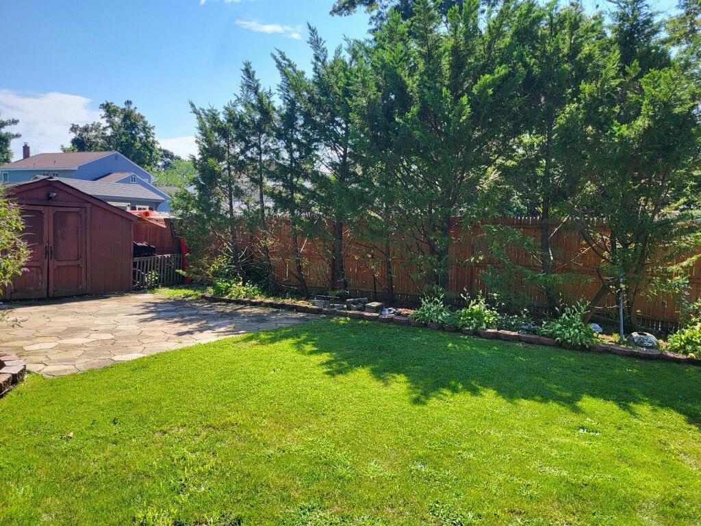 Single Family Wilson  Nassau County, NY 11710, MLS-844026-34