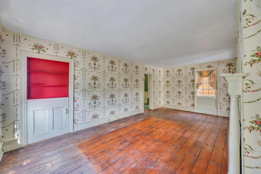 Single Family Broadway  Suffolk County, NY 11777, MLS-844037-17