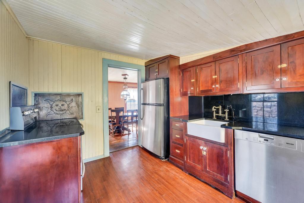 Single Family Broadway  Suffolk County, NY 11777, MLS-844037-22