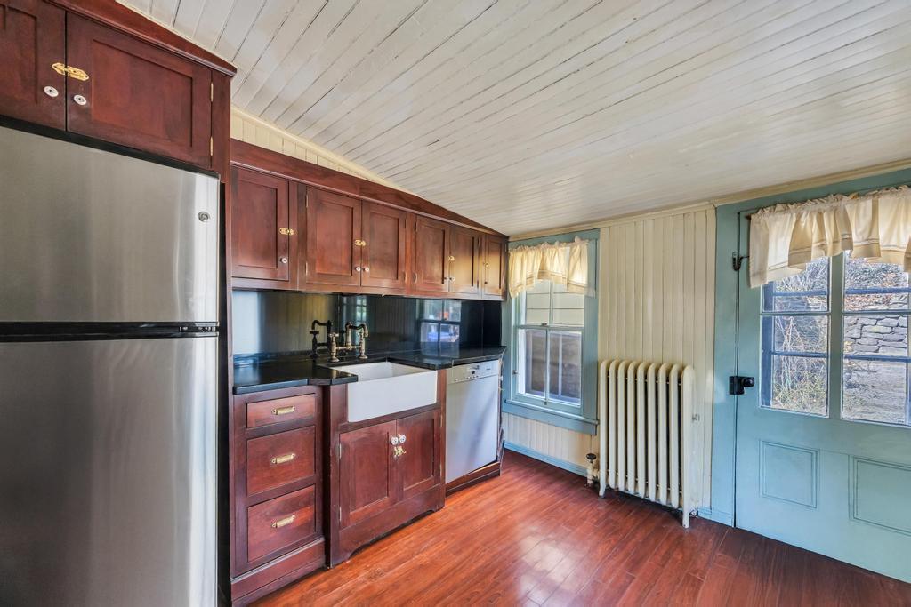 Single Family Broadway  Suffolk County, NY 11777, MLS-844037-24