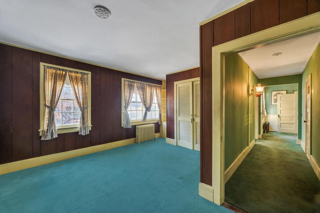 Single Family Broadway  Suffolk County, NY 11777, MLS-844037-35
