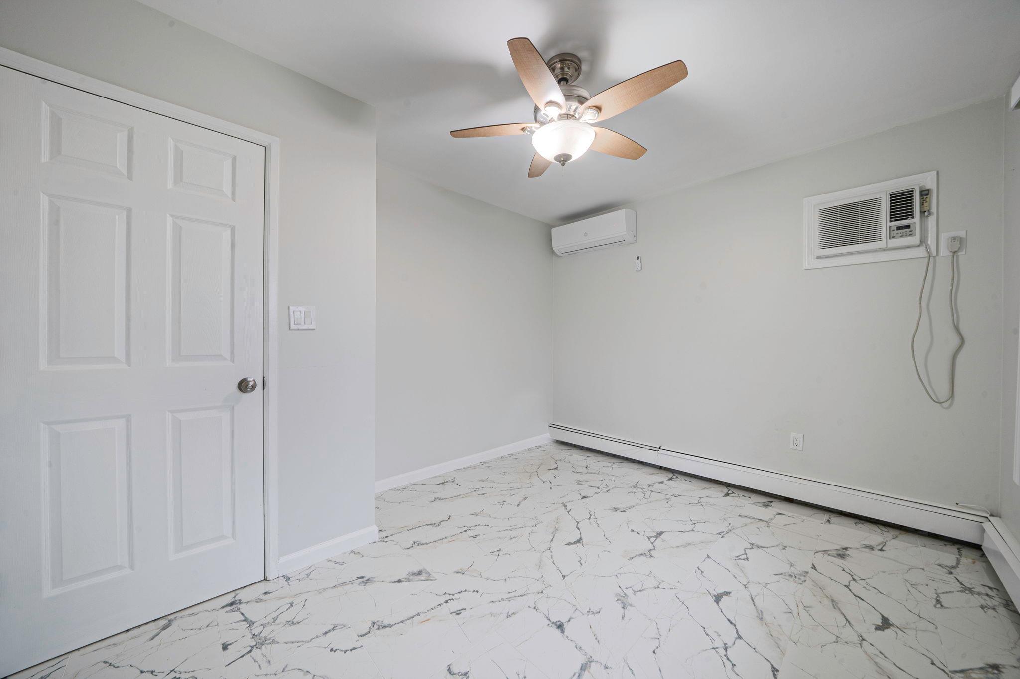 Single Family Bloomingdale  Nassau County, NY 11756, MLS-844070-16