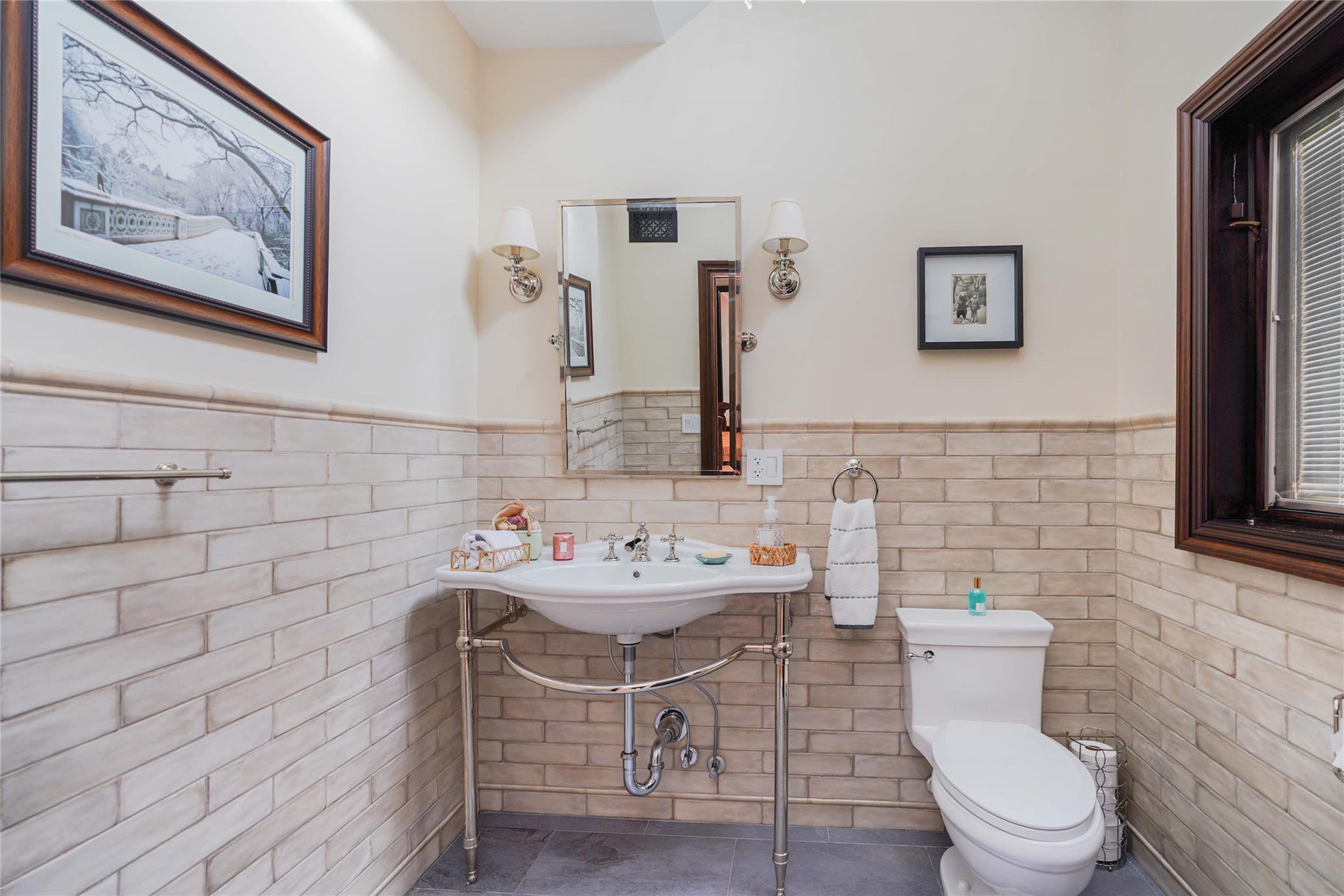 Single Family Elmhurst  Staten Island, NY 10301, MLS-844128-28