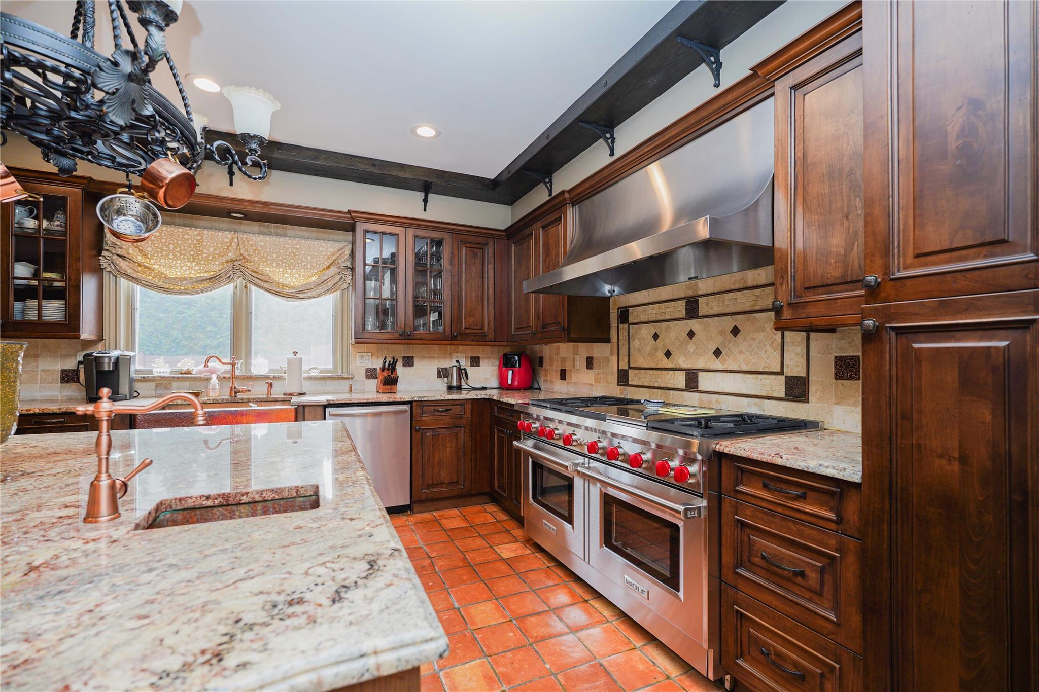 Single Family Elmhurst  Staten Island, NY 10301, MLS-844128-37