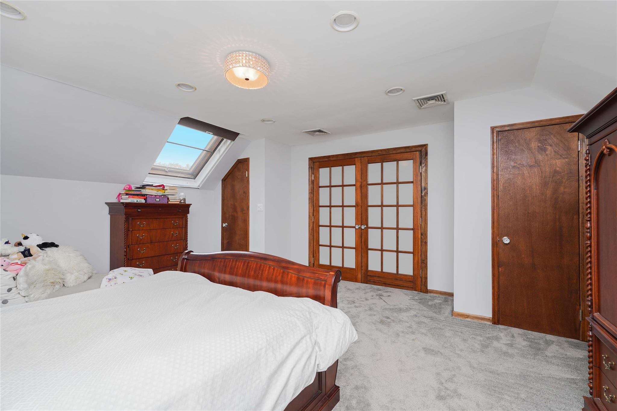 Single Family Elmhurst  Staten Island, NY 10301, MLS-844128-7