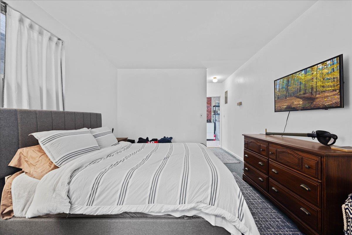 Single Family 48th  Queens, NY 11105, MLS-844171-41