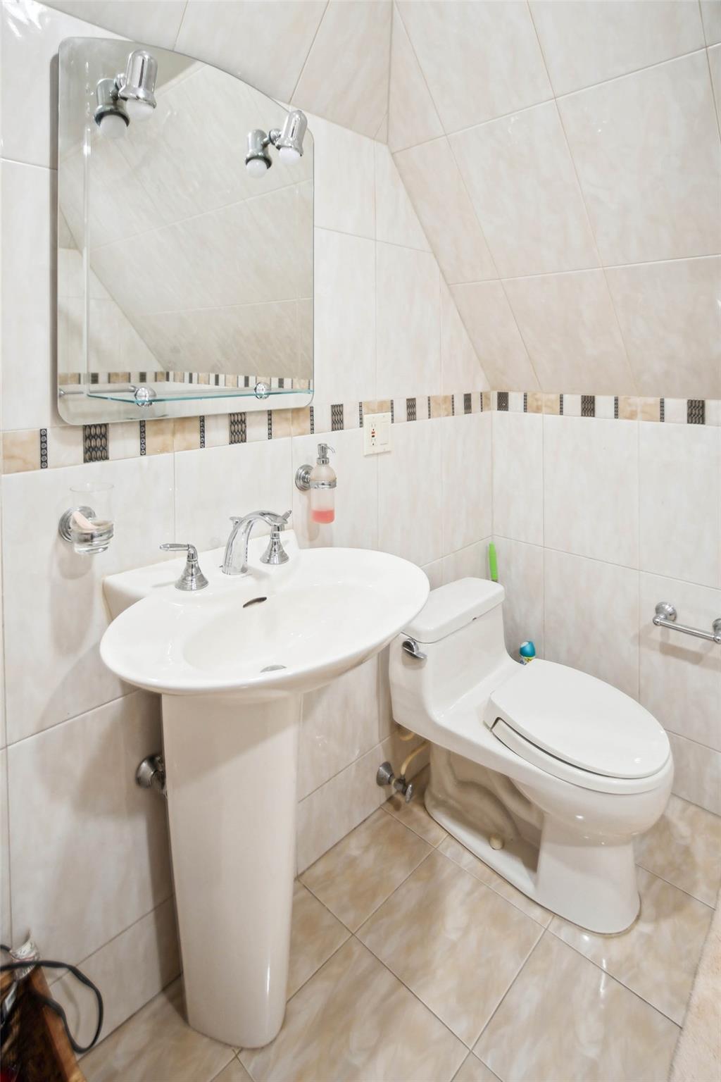 Single Family Harrow  Queens, NY 11375, MLS-844176-15