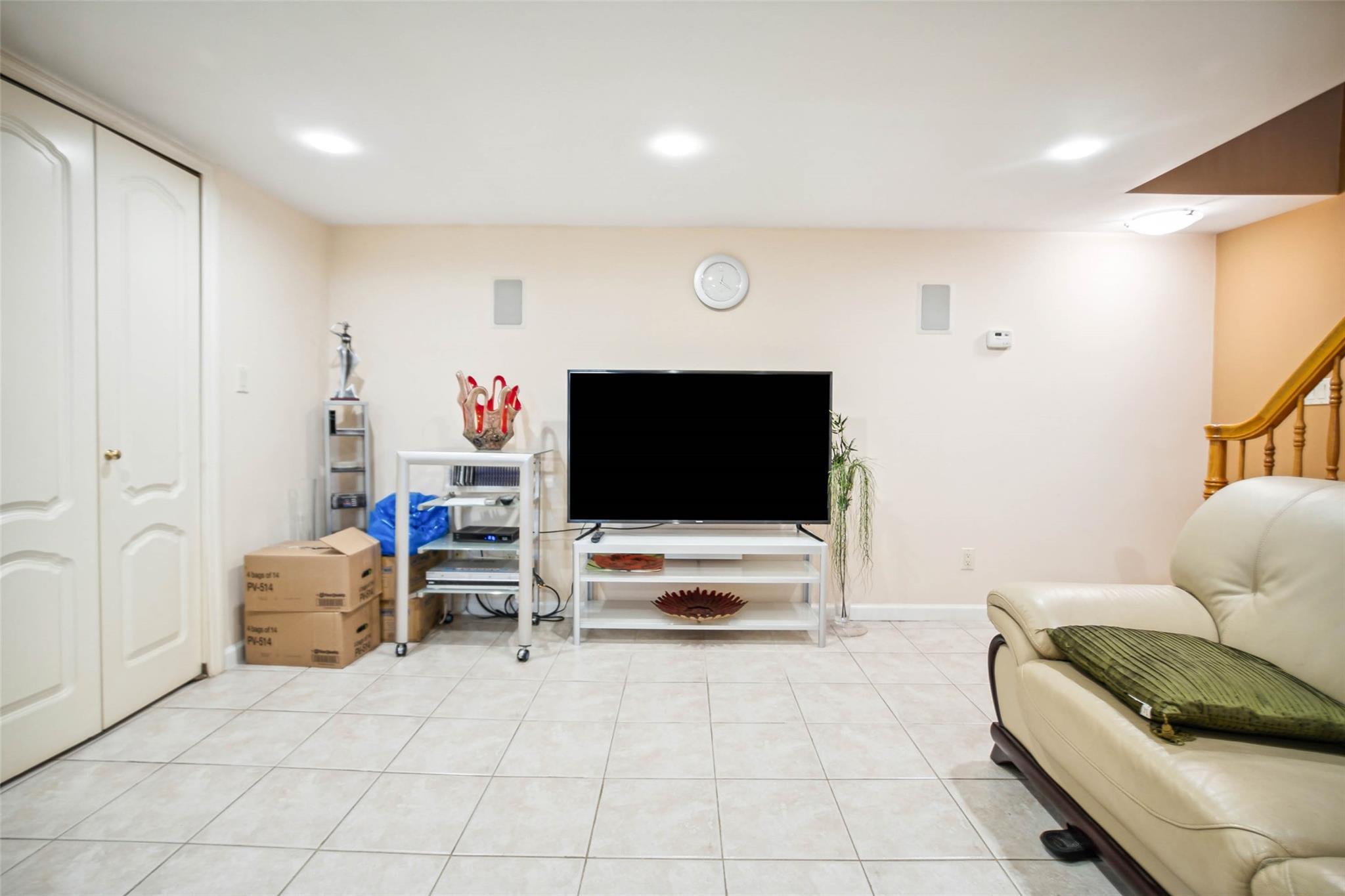 Single Family Harrow  Queens, NY 11375, MLS-844176-19
