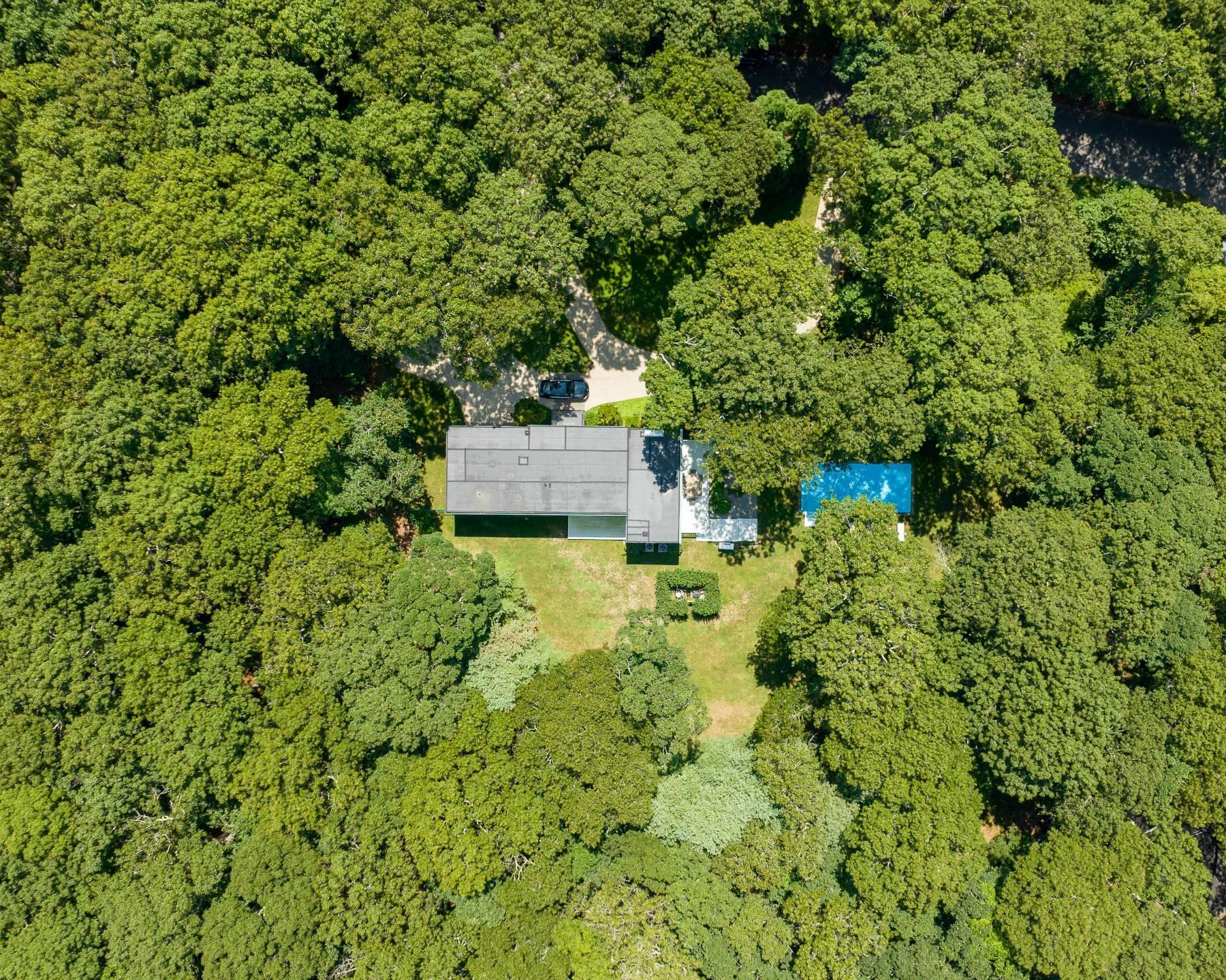 Single Family Georgica Close  Suffolk County, NY 11937, MLS-844205-22