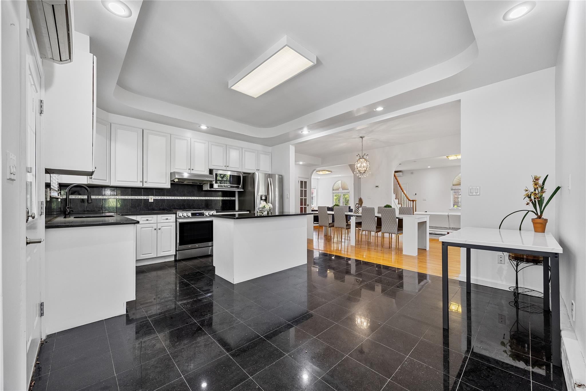 Single Family Somerset  Queens, NY 11432, MLS-844263-10
