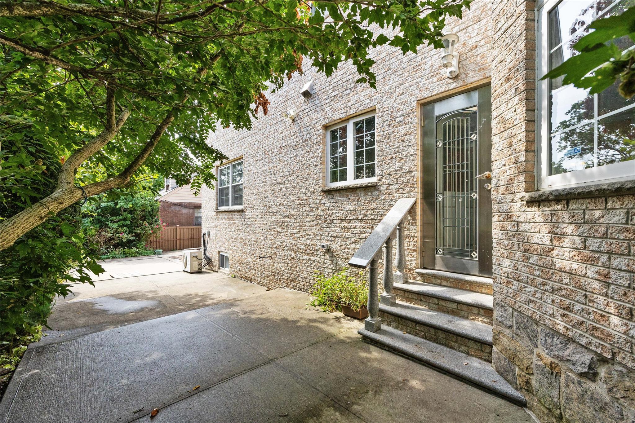 Single Family Somerset  Queens, NY 11432, MLS-844263-25
