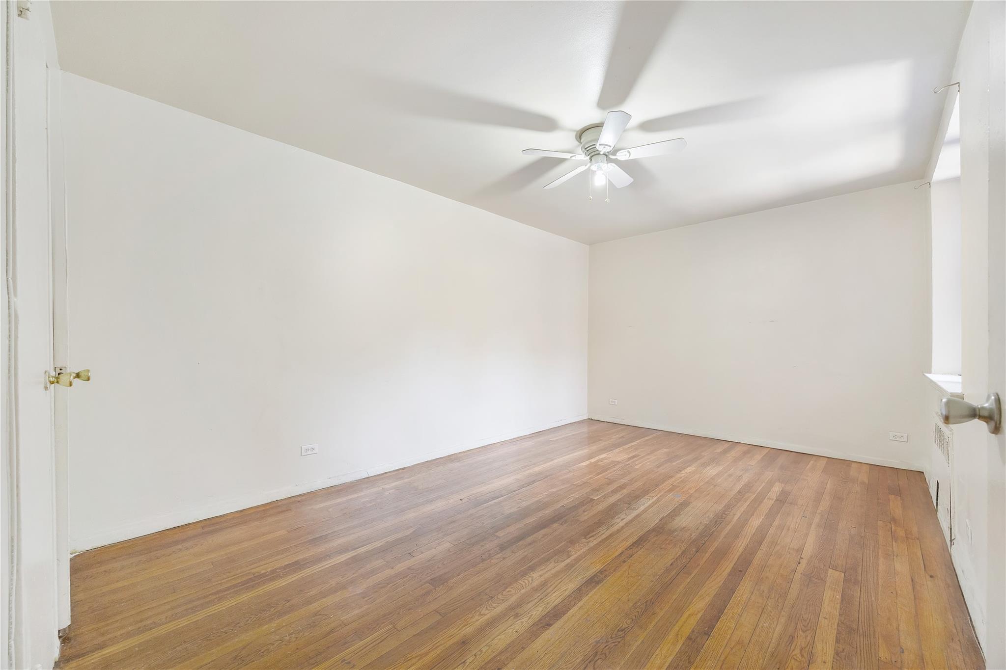 Coop Briggs  Bronx, NY 10458, MLS-844341-8