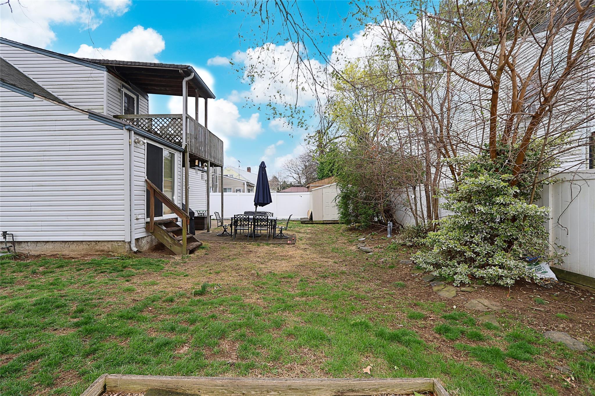 Single Family Roosevelt  Nassau County, NY 11552, MLS-844369-27