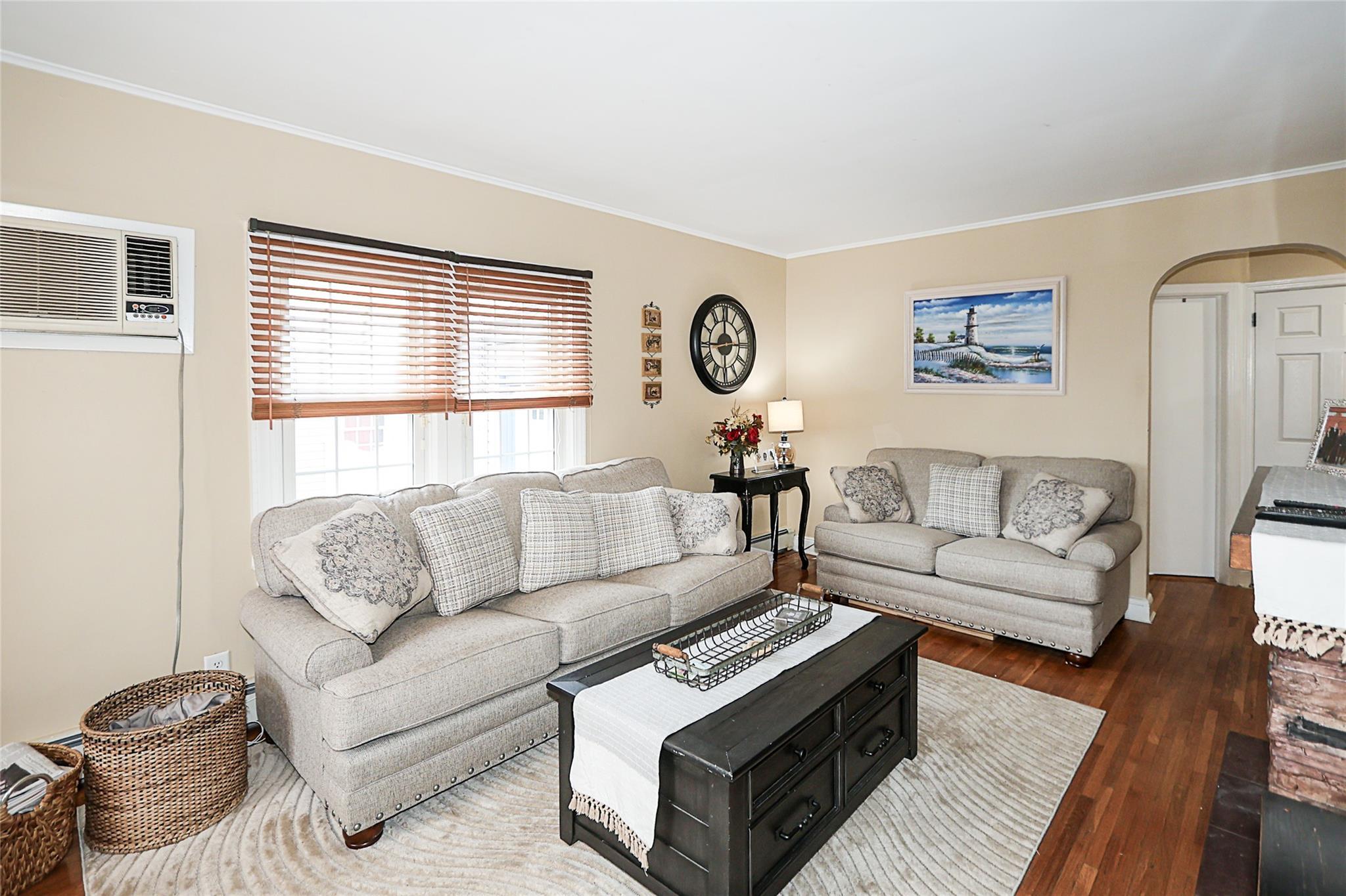 Single Family Roosevelt  Nassau County, NY 11552, MLS-844369-4