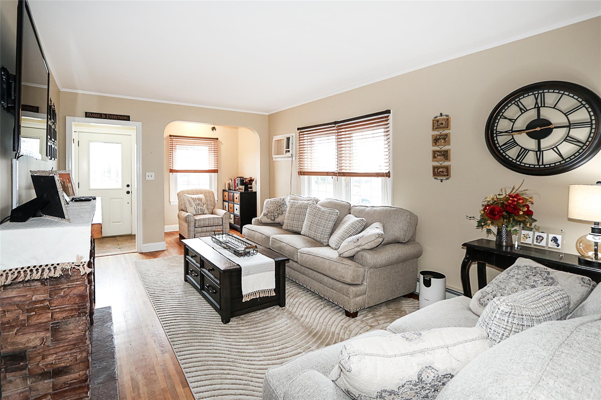 Single Family Roosevelt  Nassau County, NY 11552, MLS-844369-6