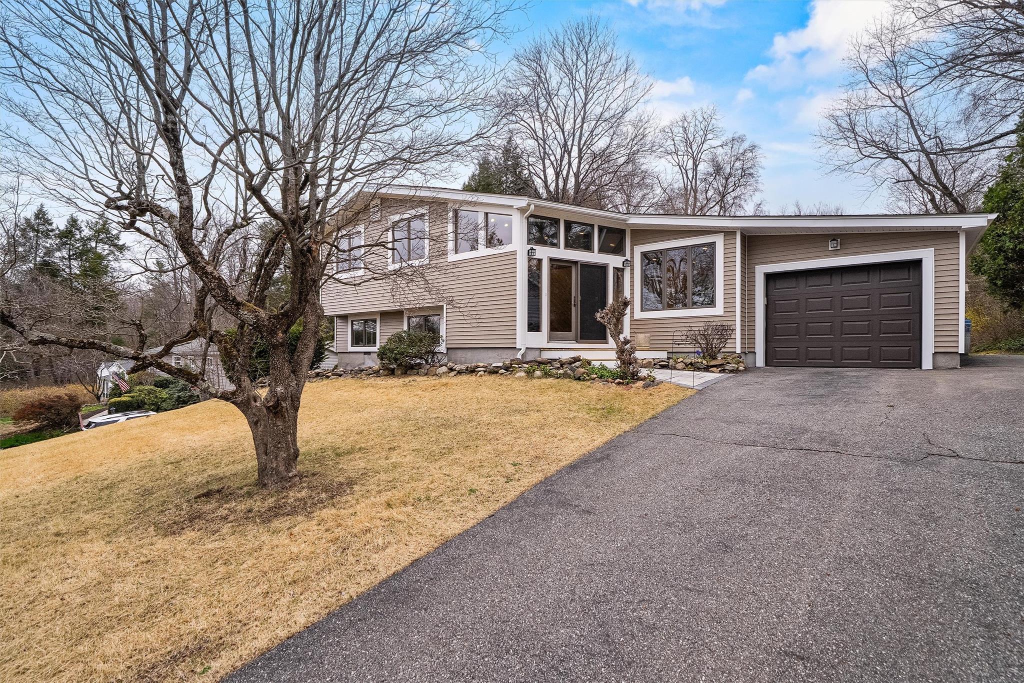 Single Family Walker  Westchester County, NY 10598, MLS-844373-4