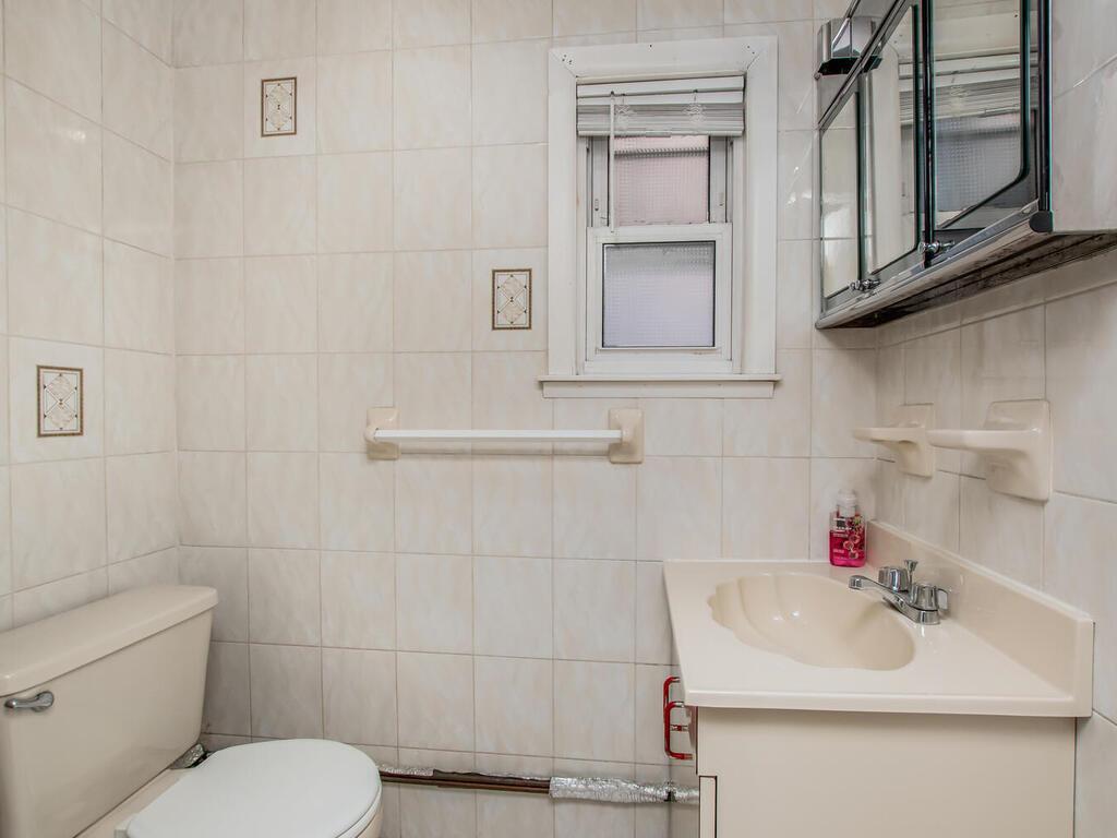 Single Family 89th  Brooklyn, NY 11236, MLS-844379-6