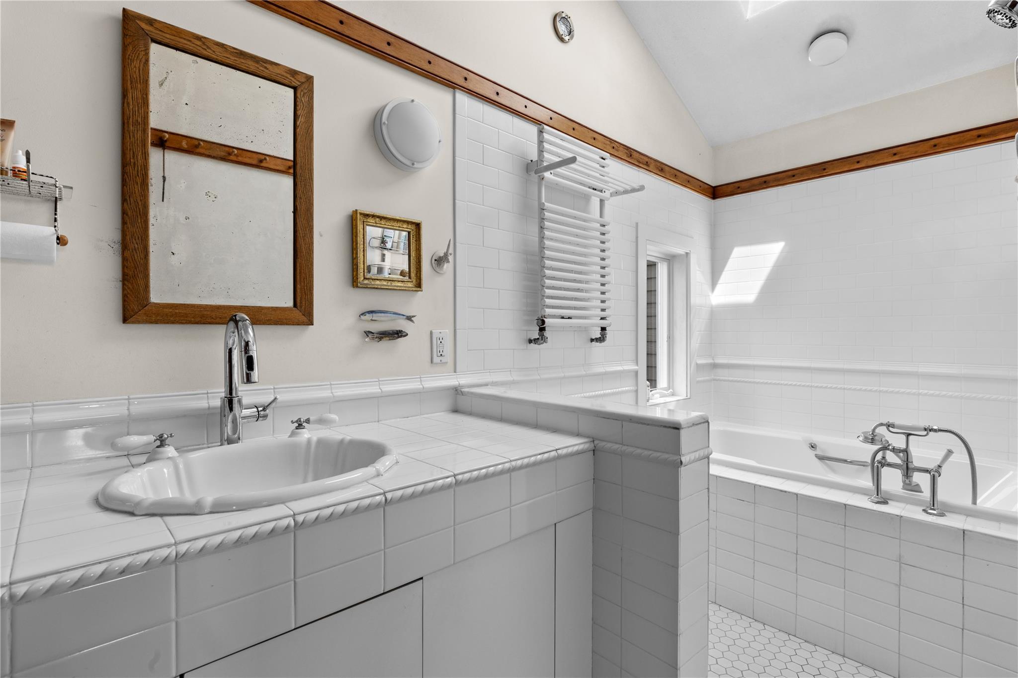 Single Family Narrow River  Suffolk County, NY 11957, MLS-844387-25