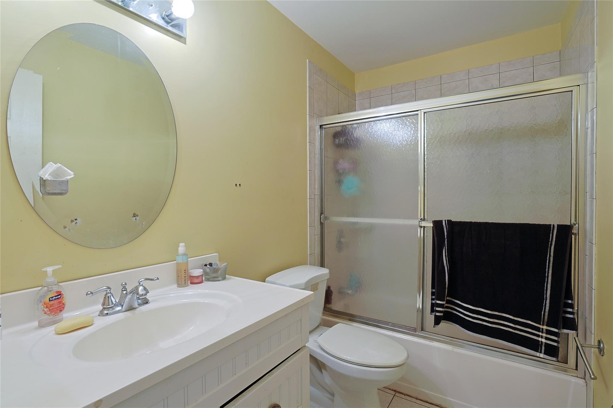 Single Family Catalpa  Rockland County, NY 10954, MLS-844390-16