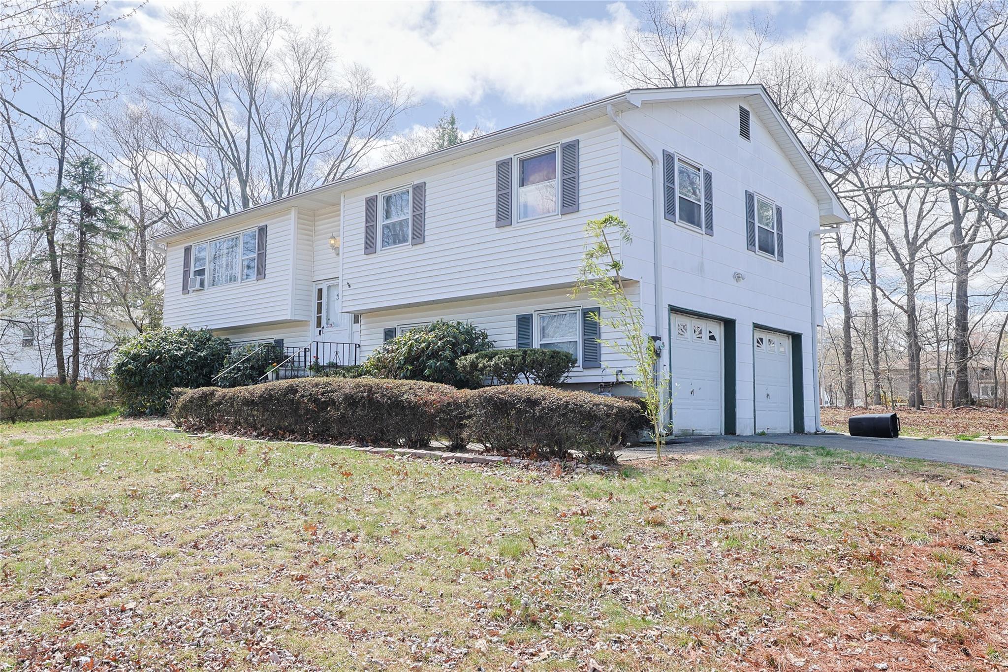 Single Family Catalpa  Rockland County, NY 10954, MLS-844390-3