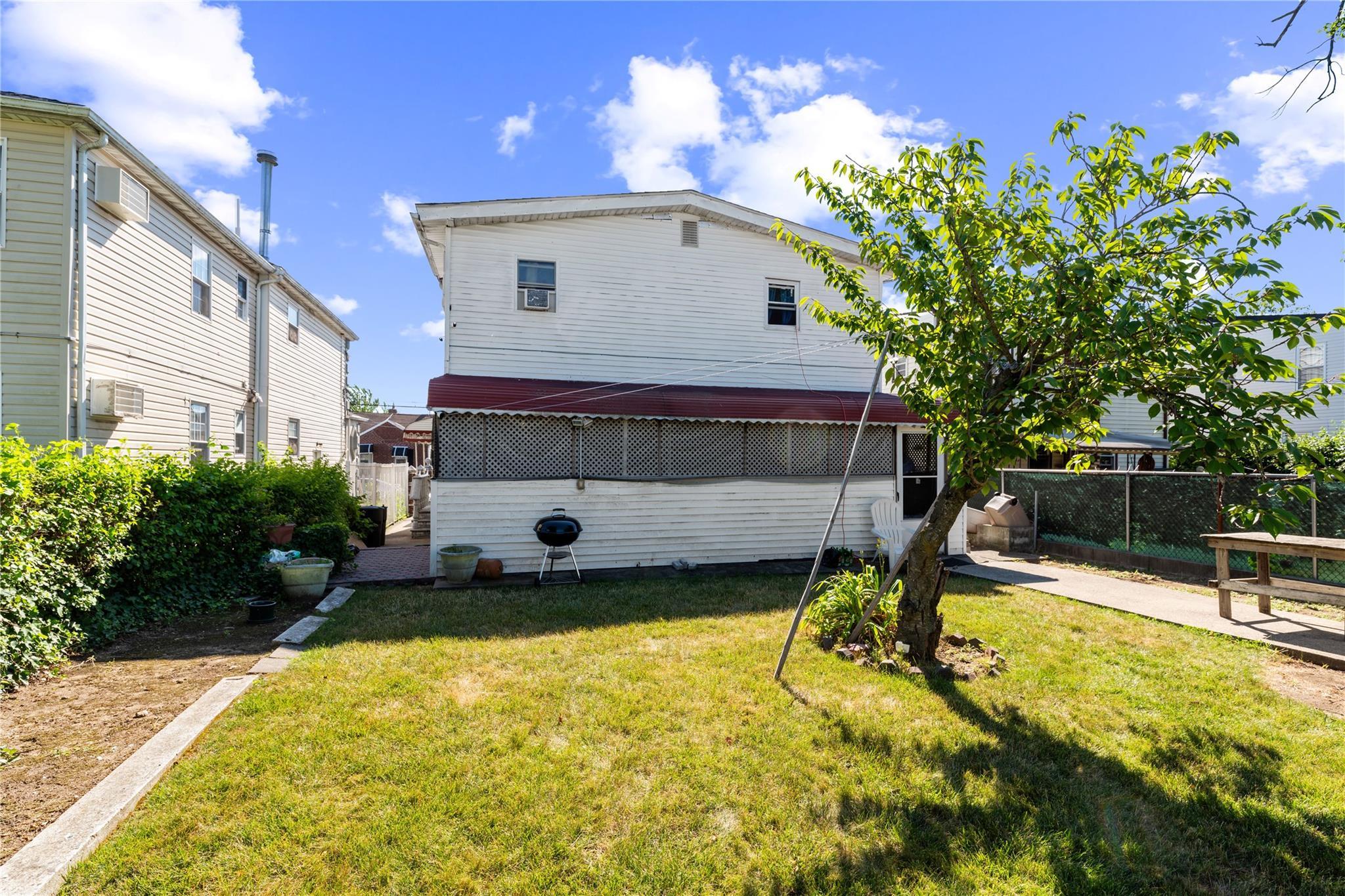 Single Family 154th  Queens, NY 11434, MLS-844399-23