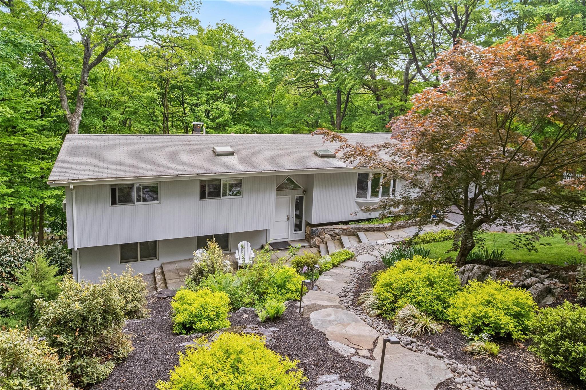 Single Family Hamilton  Westchester County, NY 10514, MLS-844404-2