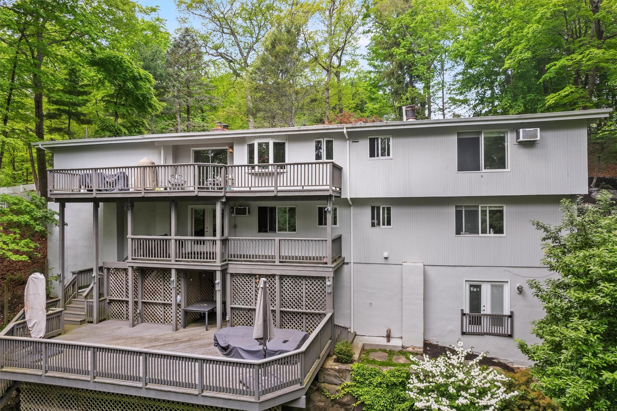 Single Family Hamilton  Westchester County, NY 10514, MLS-844404-32
