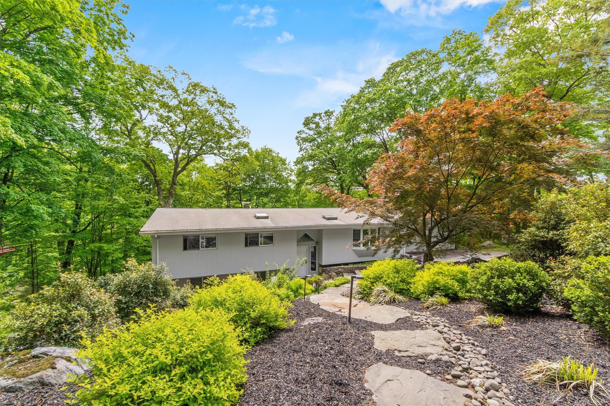 Single Family Hamilton  Westchester County, NY 10514, MLS-844404-34