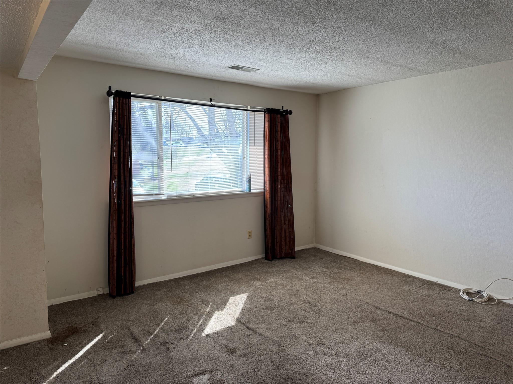 Condo Cortland  Orange County, NY 12550, MLS-844409-4