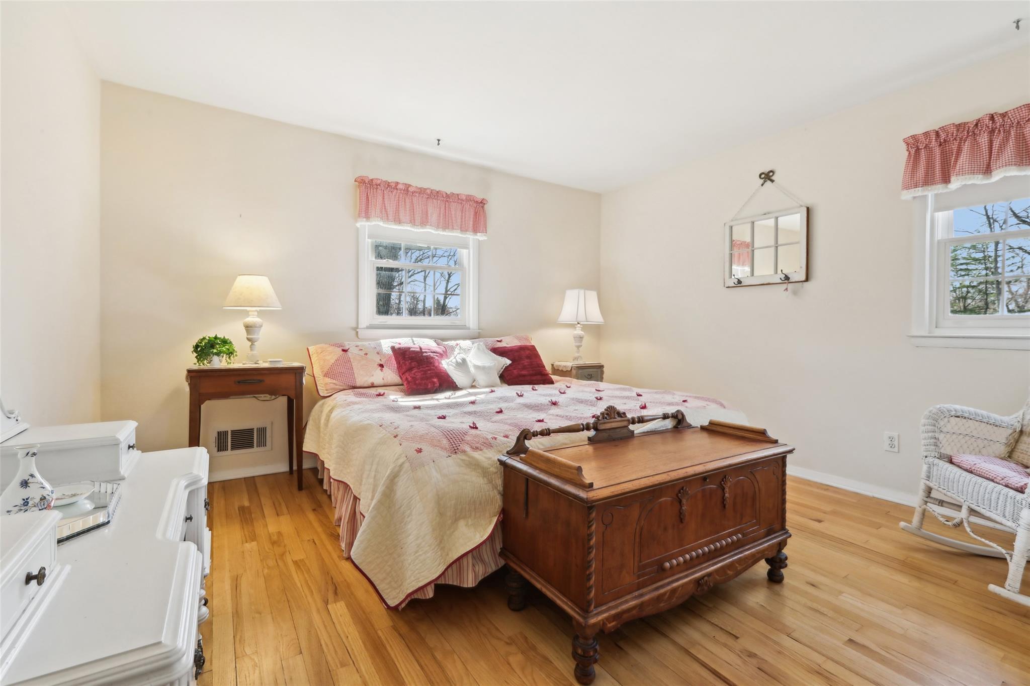 Single Family Central  Rockland County, NY 10965, MLS-844423-15