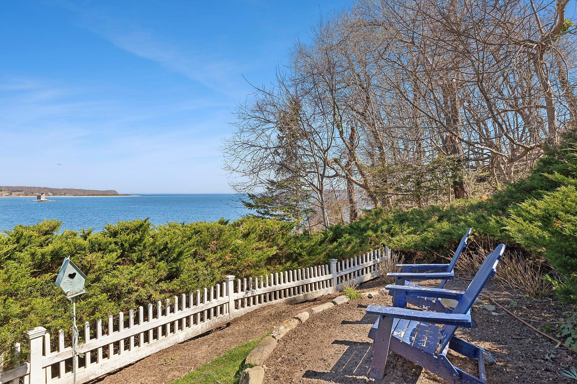 Single Family Bay  Suffolk County, NY 11743, MLS-844426-24