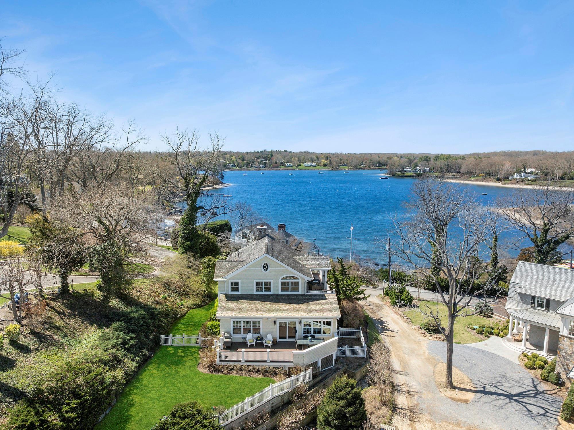 Single Family Bay  Suffolk County, NY 11743, MLS-844426-27