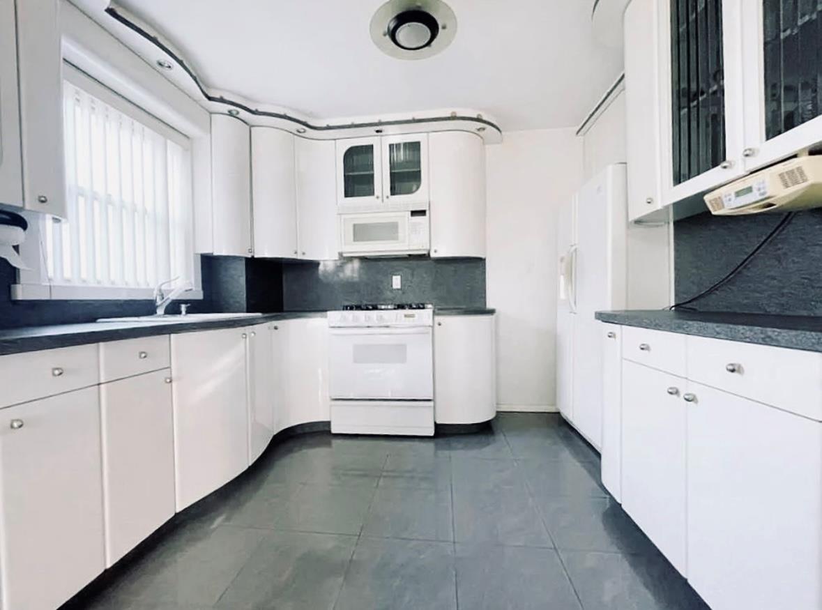 Coop 16th  Brooklyn, NY 11214, MLS-844448-11