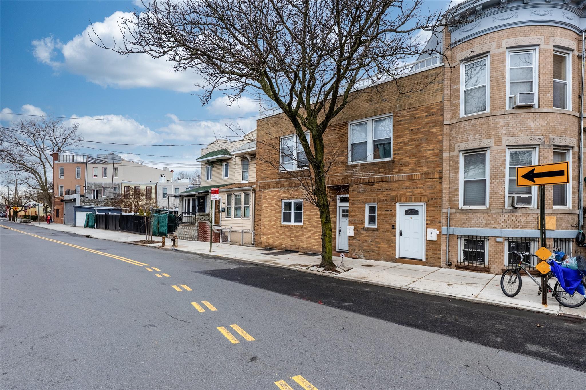 Single Family Cooper  Queens, NY 11385, MLS-844451-4