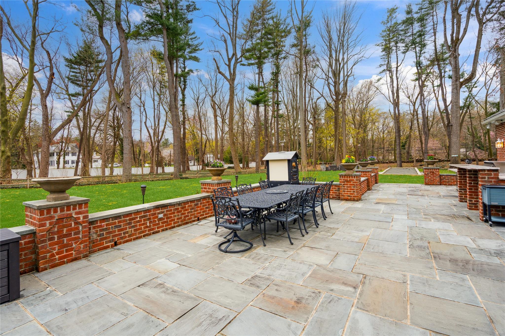 Single Family Factory Pond  Nassau County, NY 11560, MLS-844458-35